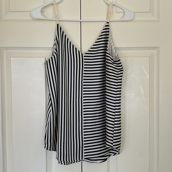 Express Black and White Striped V-Neck Downtown Cami Size S - Picture 3 of 3